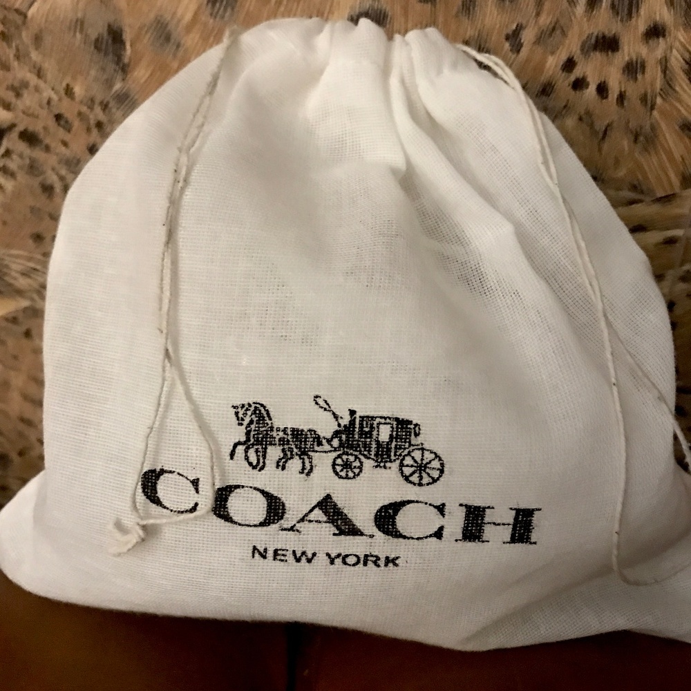 COACH Wallet Wristlet Key Fob BAG Necklace Cuff 8s - Picture 2 of 3